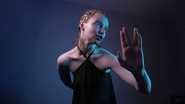 Snapshot of ginger_hugs chatting on March 2025 04:17:02 AM ginger hugs online show from March 2025 04:17:02 AM