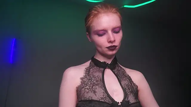 Snapshot of ginger_hugs chatting on September 2025 10:00:02 PM ginger hugs online show from September 2025 10:00:02 PM