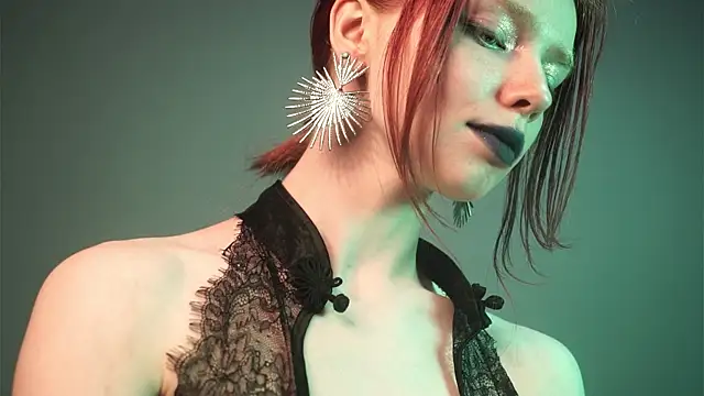 ginger hugs online show from June 2026 10:08:02 PM
