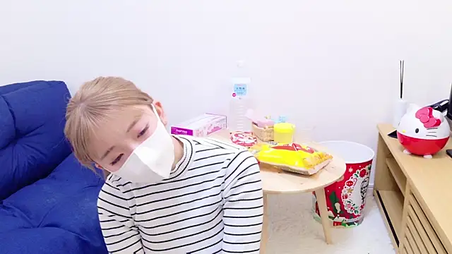 Snapshot of neruneruru chatting on December 2024 12:49:01 PM neruneruru online show from December 2024 12:49:01 PM