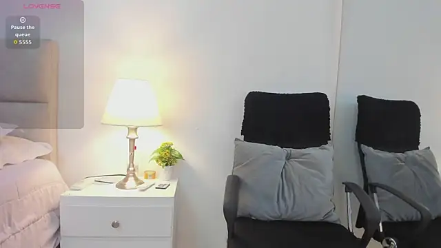 Snapshot of MissSussy chatting on October 2025 11:38:02 AM MissSussy online show from October 2025 11:38:02 AM