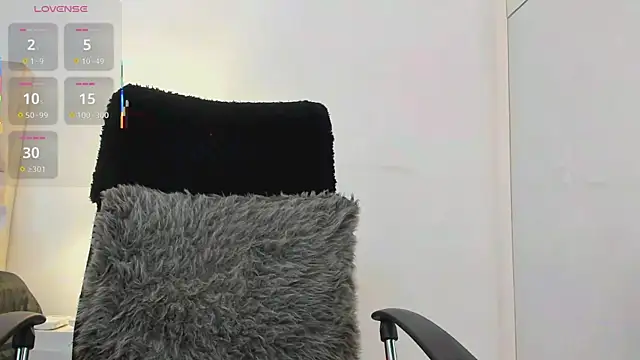 Snapshot of MissSussy chatting on October 2025 11:31:02 AM MissSussy online show from October 2025 11:31:02 AM