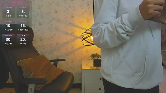 Snapshot of MissSussy chatting on October 2025 11:22:01 AM MissSussy online show from October 2025 11:22:01 AM