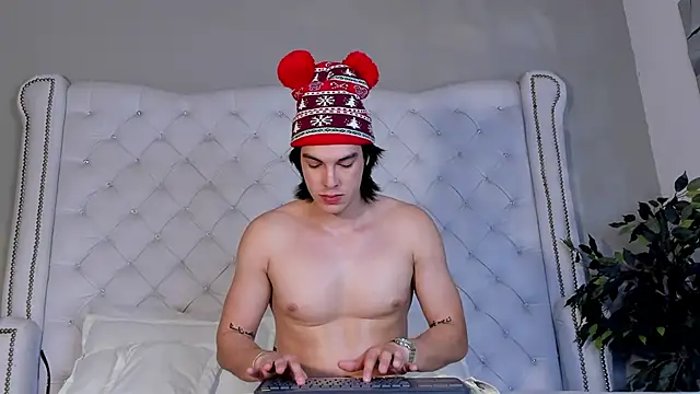 Karimferrer online show from November 2025 08:29:02 PM