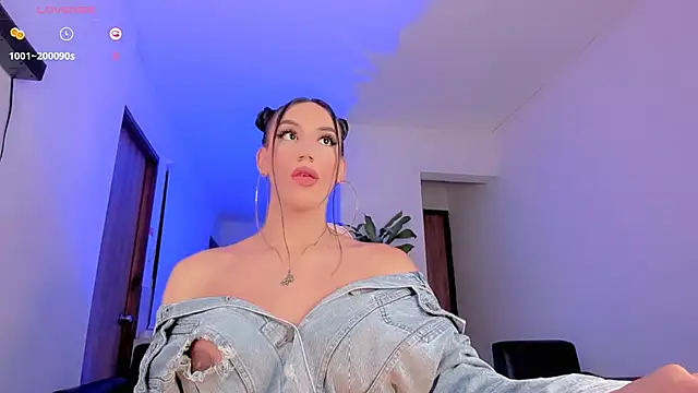 Snapshot of Pretty_Mariangel chatting on February 2025 07:18:01 AM Pretty Mariangel online show from February 2025 07:18:01 AM