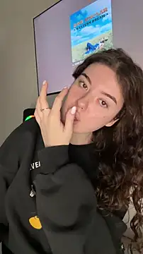 Kimi Ass online show from December 2025 10:57:01 AM