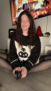 Snapshot of Kimi_Ass chatting on February 2026 02:24:02 PM Kimi Ass online show from February 2026 02:24:02 PM