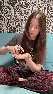 Kimi Ass online show from June 2026 11:09:01 AM