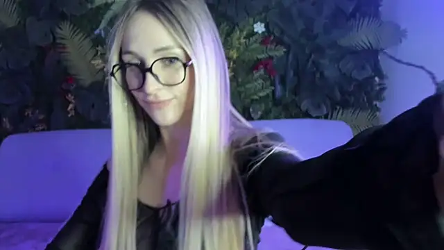 Horny Blond online show from December 2025 09:13:02 AM