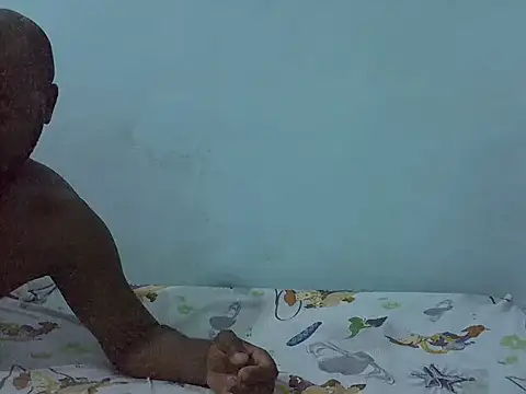 spicy-paul online show from February 2025 06:16:01 PM