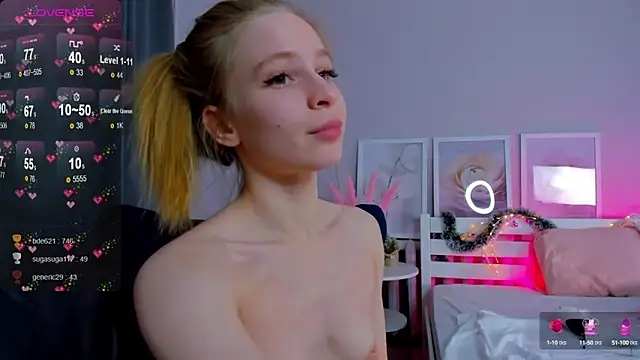 Snapshot of Elis_Fox chatting on January 2025 01:04:02 PM Elis Fox online show from January 2025 01:04:02 PM