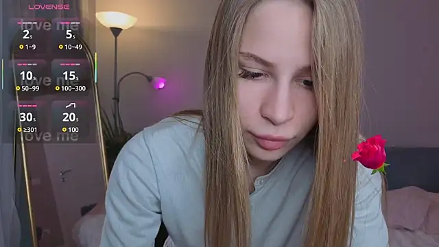 Elis Fox online show from May 2026 02:02:01 PM