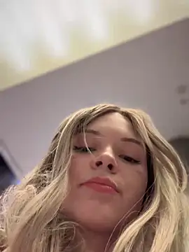 Snapshot of Times__Square chatting on December 2024 06:02:02 AM Times Square online show from December 2024 06:02:02 AM