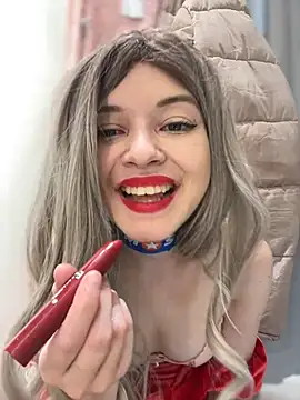 Snapshot of Times__Square chatting on December 2024 11:10:01 AM Times Square online show from December 2024 11:10:01 AM