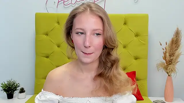 Snapshot of LolaWilsons chatting on February 2026 08:21:01 AM LolaWilsons online show from February 2026 08:21:01 AM