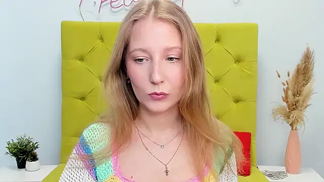 Snapshot of LolaWilsons chatting on March 2026 07:09:02 AM LolaWilsons online show from March 2026 07:09:02 AM