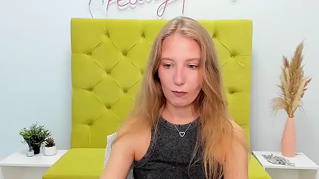 LolaWilsons online show from June 2026 07:22:02 AM