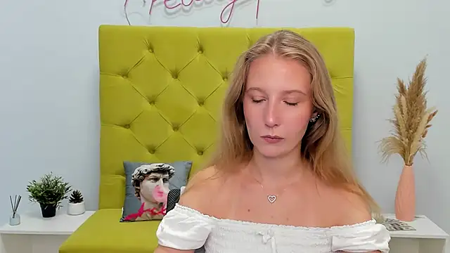 LolaWilsons online show from June 2026 06:40:02 AM