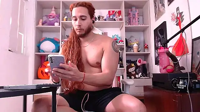 Snapshot of Sodom_333 chatting on February 2025 06:13:01 PM Sodom 333 online show from February 2025 06:13:01 PM