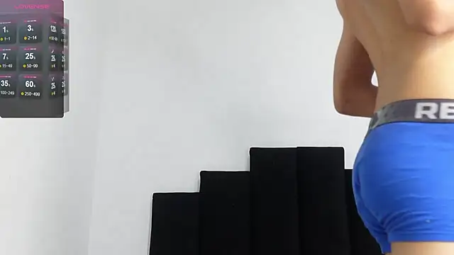 Snapshot of MarcoAlexLatino chatting on January 2025 05:34:01 AM MarcoAlexLatino online show from January 2025 05:34:01 AM