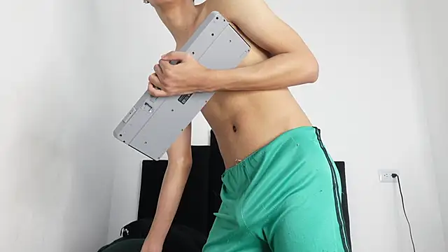 Snapshot of MarcoAlexLatino chatting on March 2025 05:33:02 AM MarcoAlexLatino online show from March 2025 05:33:02 AM