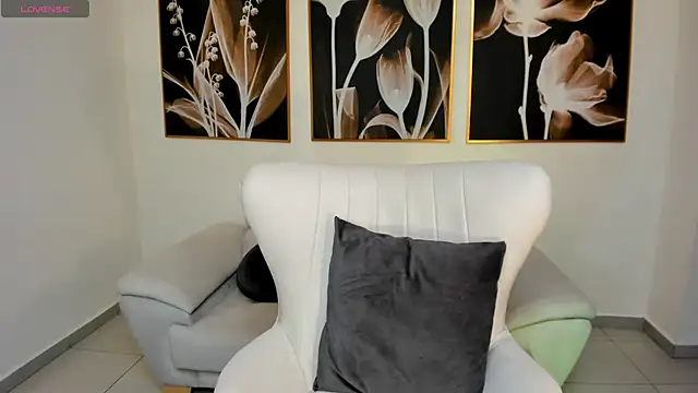Snapshot of SamanthaConnor_ chatting on March 2025 07:14:01 PM SamanthaConnor online show from March 2025 07:14:01 PM