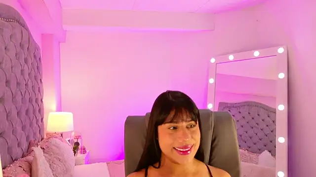 AshleyFerrer online show from September 2025 01:46:01 PM