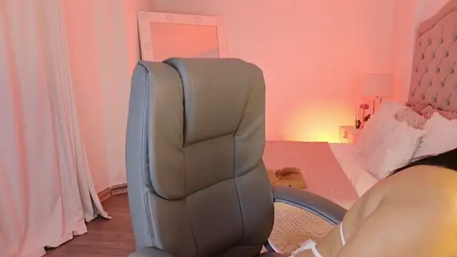 AshleyFerrer online show from May 2026 03:19:01 PM