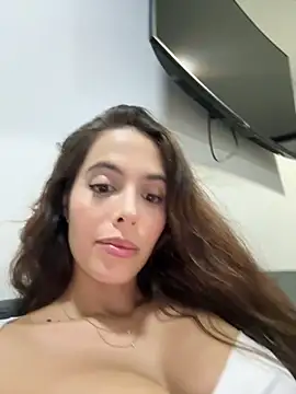 Snapshot of Amber_Rush_ chatting on October 2025 08:04:01 PM Amber Rush online show from October 2025 08:04:01 PM