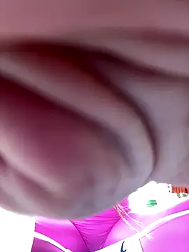 Snapshot of Amber_Rush_ chatting on October 2025 04:52:01 PM Amber Rush online show from October 2025 04:52:01 PM