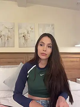 Snapshot of Amber_Rush_ chatting on May 2026 10:38:01 PM Amber Rush online show from May 2026 10:38:01 PM