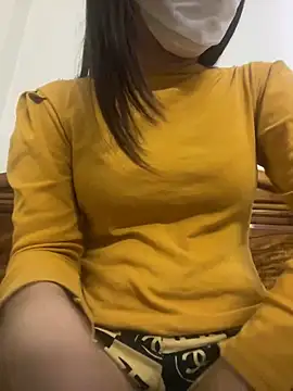 Snapshot of Tuongvy05 chatting on February 2025 04:56:02 PM Tuongvy05 online show from February 2025 04:56:02 PM