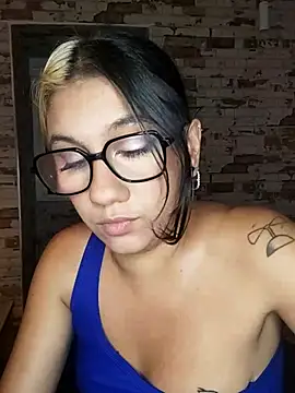 blvckbabyweed07 online show from April 2026 10:42:02 PM