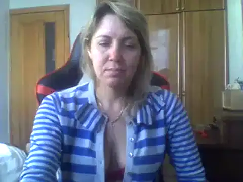 Snapshot of IrinaB1 chatting on February 2025 11:33:02 AM IrinaB1 online show from February 2025 11:33:02 AM