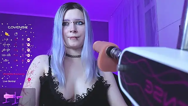 Snapshot of SpectraSirens chatting on February 2025 09:11:02 PM SpectraSirens online show from February 2025 09:11:02 PM