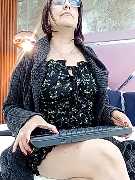 IsisBlake online show from January 2026 12:42:01 PM