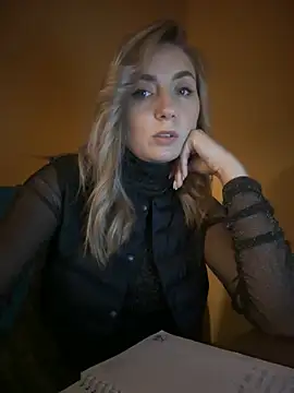 Crazy-Rosa online show from January 2025 02:53:02 PM