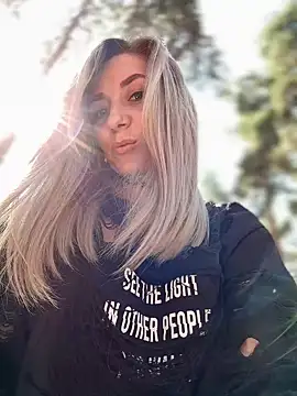 Crazy-Rosa online show from March 2025 06:08:02 AM