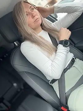 Snapshot of Crazy-Rosa chatting on March 2026 07:15:01 AM Crazy-Rosa online show from March 2026 07:15:01 AM