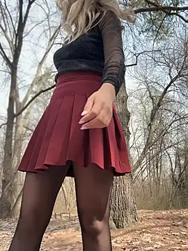 Snapshot of Crazy-Rosa chatting on March 2026 07:09:02 AM Crazy-Rosa online show from March 2026 07:09:02 AM