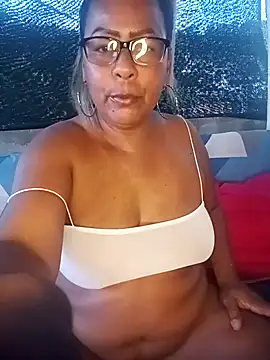 Snapshot of Afroditabichota chatting on October 2025 10:12:02 PM Afroditabichota online show from October 2025 10:12:02 PM