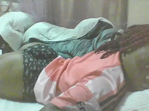 EBONYVANILLA02 online show from May 2026 12:32:01 PM