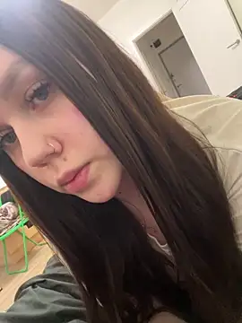 Marylallka5 online show from December 2025 12:21:01 PM