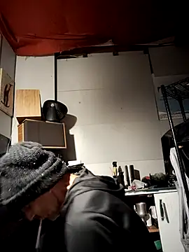 Snapshot of Gillygilly76 chatting on October 2025 09:21:02 AM Gillygilly76 online show from October 2025 09:21:02 AM