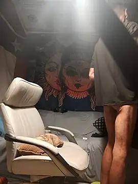 Snapshot of Gillygilly76 chatting on January 2026 11:18:02 PM Gillygilly76 online show from January 2026 11:18:02 PM