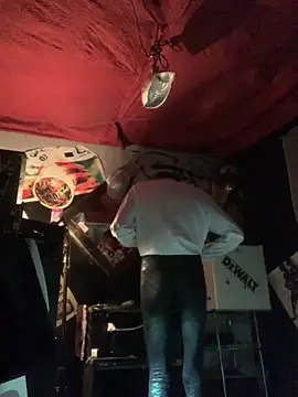 Snapshot of Gillygilly76 chatting on March 2026 02:38:02 AM Gillygilly76 online show from March 2026 02:38:02 AM