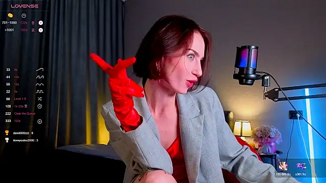 GeraTender1 online show from October 2025 03:35:02 PM