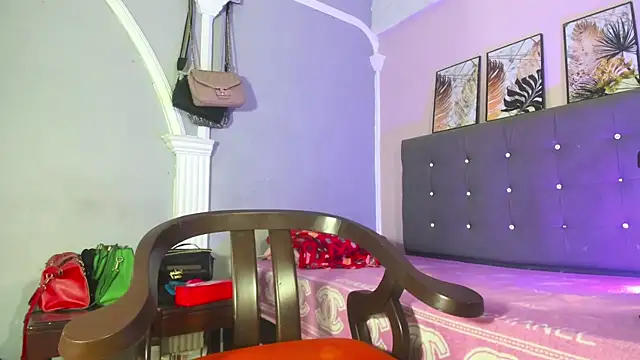 sexy-luna-star-ts online show from January 2026 09:18:02 PM