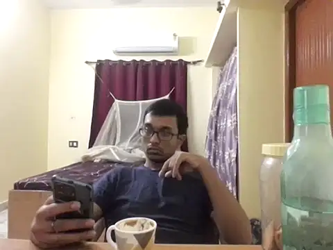 Snapshot of THE_NAKED_BOY chatting on November 2025 02:28:02 PM THE NAKED BOY online show from November 2025 02:28:02 PM