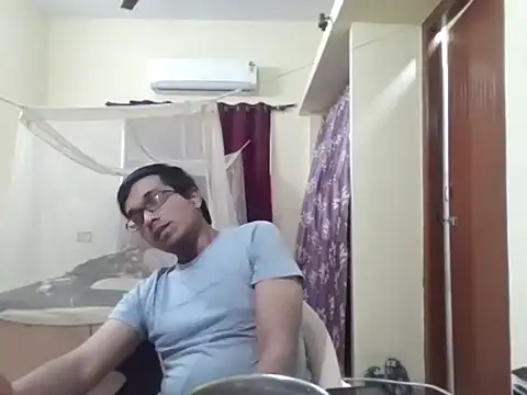 Snapshot of THE_NAKED_BOY chatting on February 2026 04:55:01 AM THE NAKED BOY online show from February 2026 04:55:01 AM